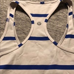 Lululemon tank